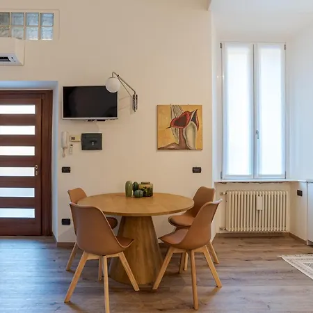 Charming Apt!