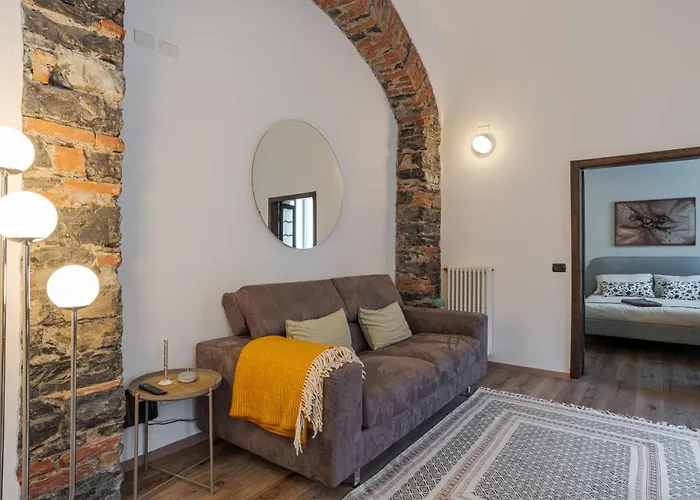 Guesthost - Elegant & Charming In Cernobbio! شقة *