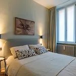 Guesthost - Elegant & Charming In Cernobbio!