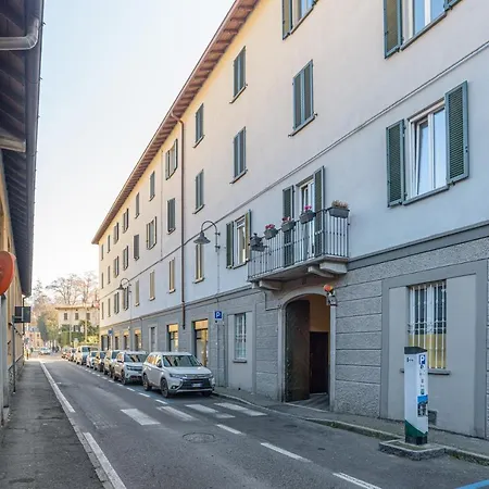 Guesthost - Elegant & Charming In Cernobbio! Apartamento